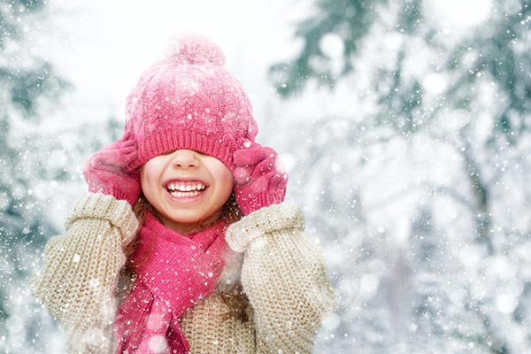 Why children need to play outside in winter!
